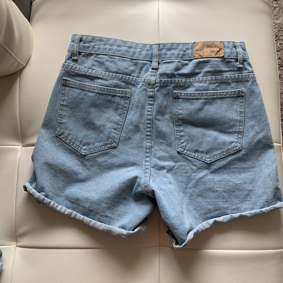 High waisted jean shorts - Picture 2 of 2
